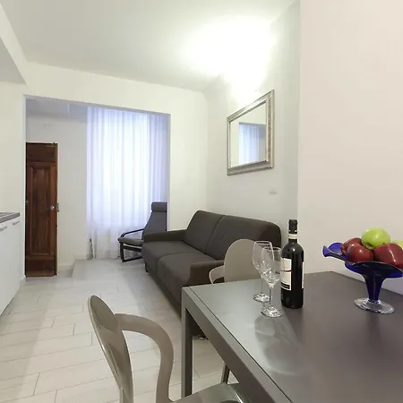 Hotel Windows On Florencie