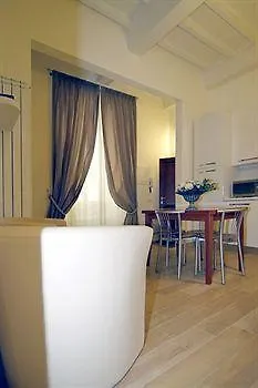 Windows On Διαμέρισμα